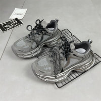 Damen Komfortable Sport Sneakers mit atmungsaktiver Membran und dämpfender Sohle – Grau