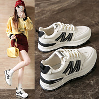 Damen Sportliche Sneakers mit stabiler Profilsohle und atmungsaktivem Obermaterial – Schwarz