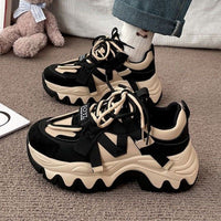 Damen Sportliche Chunky Sneaker mit flexibler Sohle und atmungsaktivem Obermaterial – Schwarz