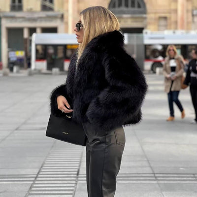 Wikase | Elegante warme Felljacke