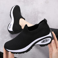 Damen Komfortable und luftdurchlässige Slip-On Sneakers – Schwarz