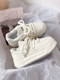 Damen Sportliche Sneaker mit dämpfender Sohle und komfortabler Innenpolsterung – Cremeweiß