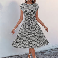Heidi Mode | Plissee-Kleid mit geometrischem Print – schwarz