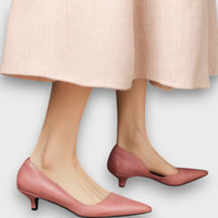 Veyra – Lederschuhe mit Kitten-Heel – Rosa