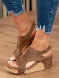 Greta™| Keilsandalen mit Cut-Out-Design aus Kork – Hellbraun