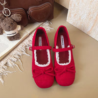 Damen Ballerinas mit verstellbarem Riemen und zarten Spitzendetails – Rot