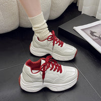 Damen Sportliche und trendbewusste Chunky Sneakers – Rot
