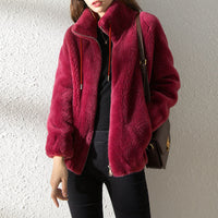 Plüschiger Fleece-Pullover mit hohem Kragen für Damen – Rot