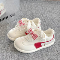 Damen Sneaker mit detailverliebtem Rüschen-Design und süßen Schleifen von – Rosa