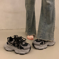 Damen Sneaker mit dämpfender Sohle und atmungsaktivem Obermaterial – Schwarz