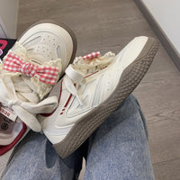 Damen Sneakers mit floralem Design und bequemem Dämpfungssystem – Creme