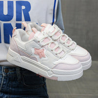 Damen Sneakers im trendigen Design mit detailverliebten Applikationen – Rosarot
