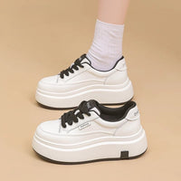 Damen Sportliche Plateausneaker mit ergonomischer Dämpfung und modernem Design – Schwarz
