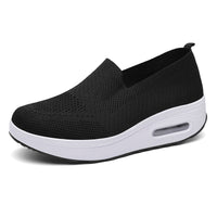 Damen Modische Slip-On Sneakers mit luftdurchlässigem Strickmaterial – Schwarz