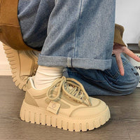 Damen Sportliche Plateau Sneaker mit modernes Design – Khaki
