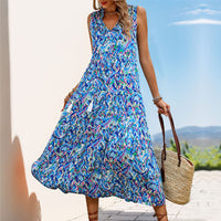 Zuri | Figurbetontes, ärmelloses Blumenkleid – Himmelblau