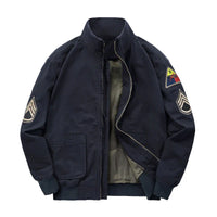 GÖTZ - BOMBERJACKE MIT MILITÄRISCHEN AUFNÄHERN – Blau