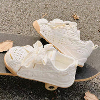 Damen Atmungsaktive Freizeitschuhe mit gesundheitsfördernder Sohle und praktischen Schnürsystem – Beige