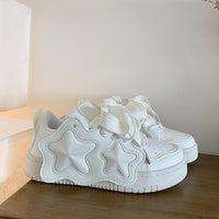 Damen Sneakers mit einzigartigem Sternen-Design und bequemer Polsterung – Weiß