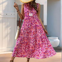 Zuri | Figurbetontes, ärmelloses Blumenkleid – Rosa