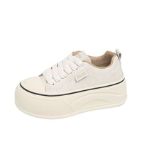 Damen Komfortable Plateau-Sneaker mit elastischen Schnürsenkeln – Weiß