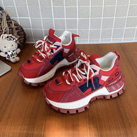 Damen Sportliche Chunky Sneakers mit einzigartigem Design – Rot