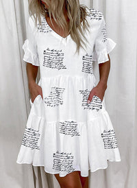Heidi Mode | Pendelkleid mit V-Ausschnitt – Alphabet