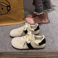Damen Modische Sneaker mit strukturiertem Obermaterial und rutschfester Sohle – Cremeweiß