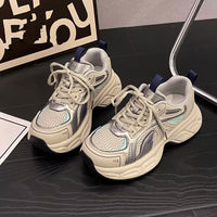 Damen Bequeme Sport Sneakers mit atmungsaktivem Obermaterial und dämpfender Sohle – Silberblau