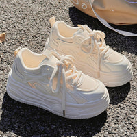 Damen Voluminöse Sneakers mit innovativem Dämpfungssystem – Cremeweiß