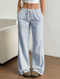 Cordhose für Damen - Gestreifte Loungehose mit Kordelzug – Hellblau