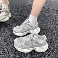 Damen Sportliche Sneakers mit atmungsaktiver Netzstruktur und dämpfender Sohle – Grau