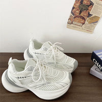 Damen Sportliche Sneakers mit atmungsaktiver Mesh-Struktur und stoßdämpfender Sohle – Weiß