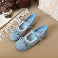 Damen Ballerinas mit verstellbarem Riemen und zarten Spitzendetails – Blau