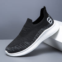Damen Bequeme Slip-On Sneakers mit atmungsaktivem Strickmaterial und rutschfester Sohle – Schwarzweiß