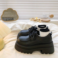 Damen Plateau-Sneaker mit robustem Sohlenprofil und stilvollem Design – Schwarz