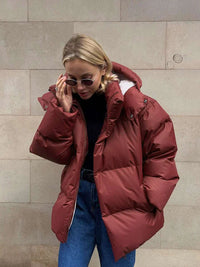 Malachie | Dicke und Gepolsterte Winterjacke für Damen mit Kapuze – Weinrot