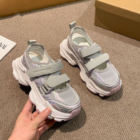 Damen Sportliche Velours-Sneaker mit praktischen Klettverschlüssen – Rosarot