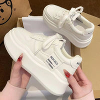 Damen Hochwertige Sneakers – Creme