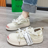 Damen Sneakers mit trendigem Design und rutschfester Sohle – Cremeweiß