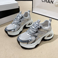 Damen Sportliche Sneaker mit atmungsaktiver Optimierung und modischem Design – Silber