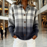 Elisa | Stilvoller Winter-Cardigan Damen gestrickt – Mehrfarbig