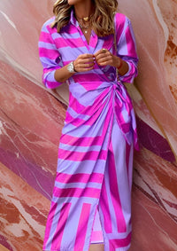 AZRA - GEKNOTETES SATINKLEID MIT PRINT – Lila