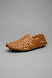 Orthopädische Herren Loafer mit Arch Support und atmungsaktiver Perforation Slip-On Design – Braun