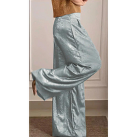 Elegantes Damen-Set: Zweiteiliges Outfit mit Oberteil und Hose – Silber