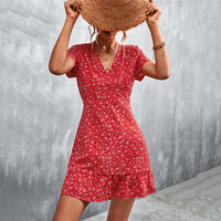 kurzes geblümtes Boho-Minikleid – Rot