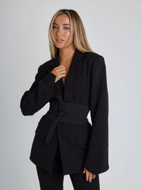 Renata | Eleganter Blazer mit Gürtel – Schwarz