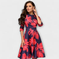 Retrozo - Elegantes knielanges Kleid – Rote Blumen
