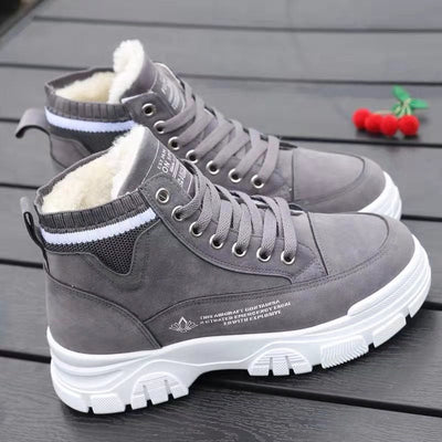 Danetta | Gefütterte Winter-Stiefeletten mit Keilabsatz und Schnürung