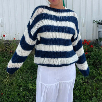 Lasindrae | Blauer Pullover im Old Money Stil